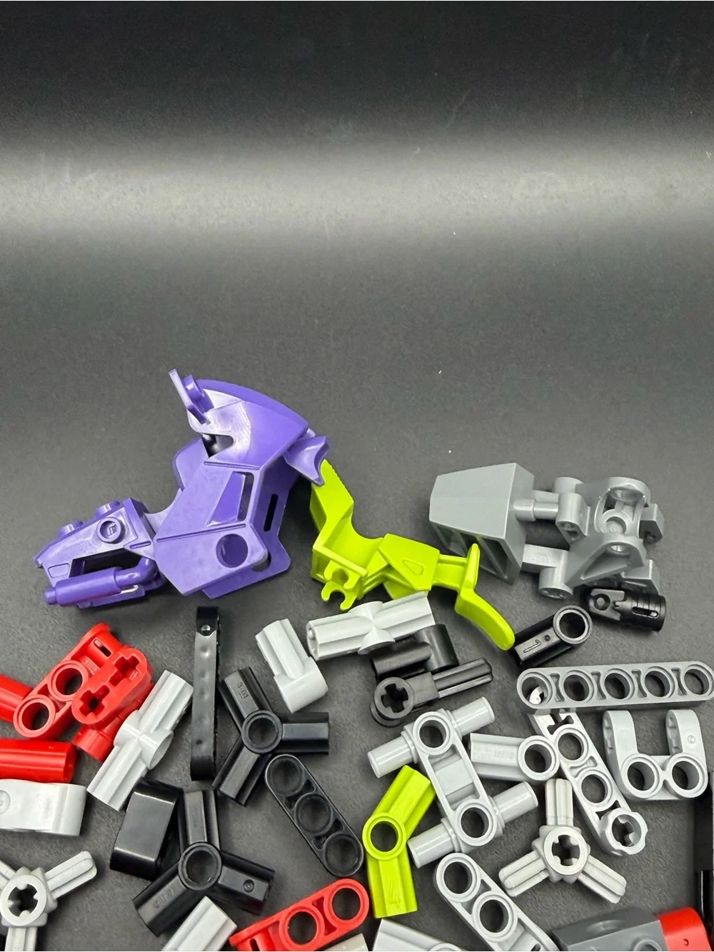 LEGO Mixed Parts Lot - Technic, Bionicle/Hero Factory & System